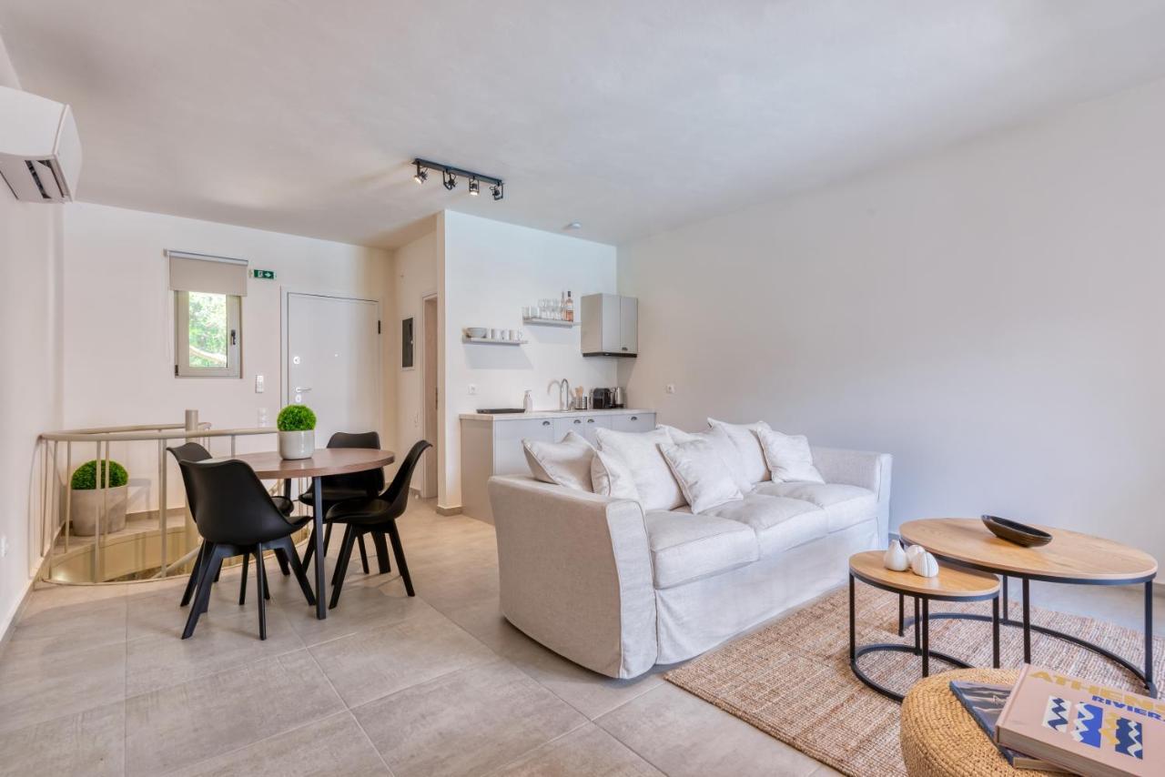 Saronis Suites Saronida ภายนอก รูปภาพ